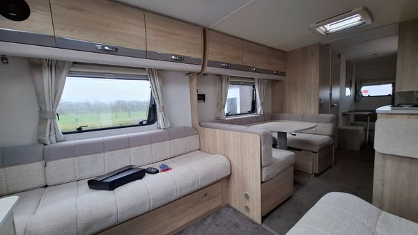 Elddis Avante 6 berth caravan 383443150