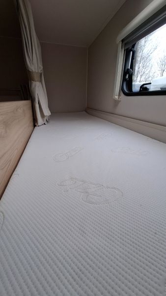 Elddis Avante 6 berth caravan 383443174