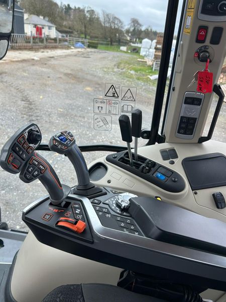 2023 Massey Ferguson 6s165 **300 hours** 383450026