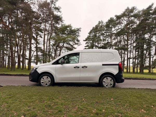 Nissan TOWNSTAR 2025 EV SWB Auto 383462654