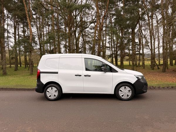 Nissan TOWNSTAR 2025 EV SWB Auto 383462656