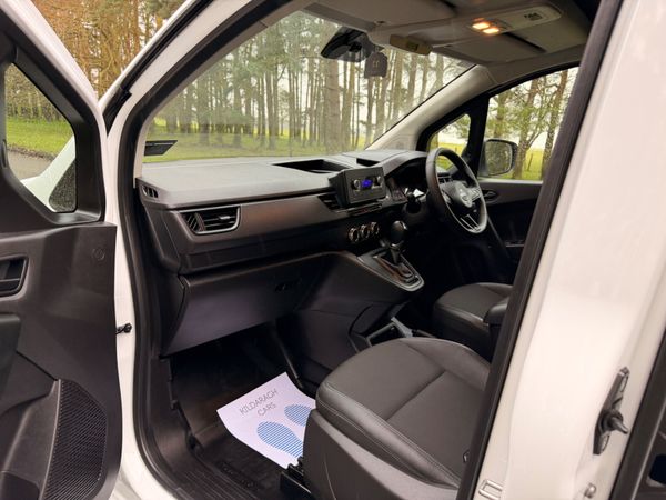 Nissan TOWNSTAR 2025 EV SWB Auto 383462672