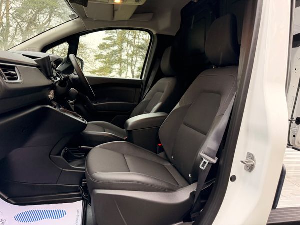 Nissan TOWNSTAR 2025 EV SWB Auto 383462675