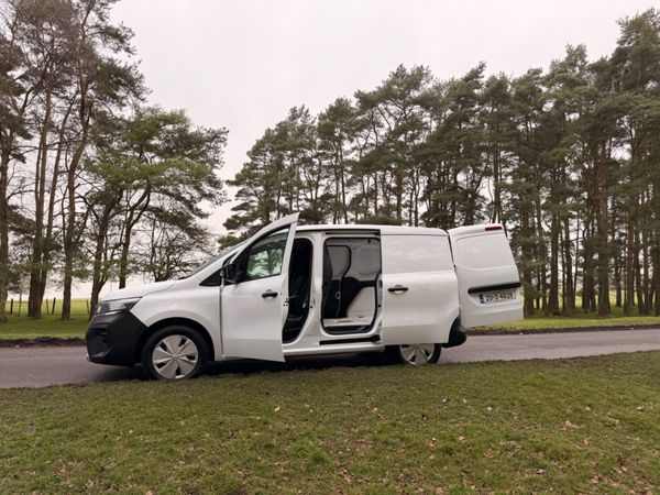 Nissan TOWNSTAR 2025 EV SWB Auto 383462691