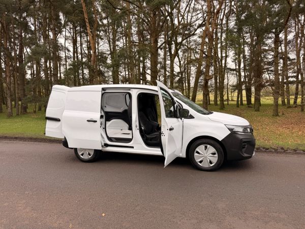 Nissan TOWNSTAR 2025 EV SWB Auto 383462694