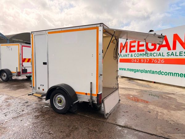 6 x 8 HAZLEWOOD BOX TRAILER ...641 383476140