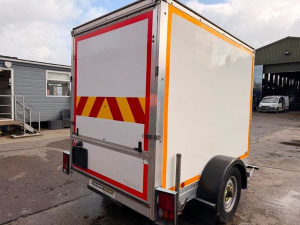 6 x 8 HAZLEWOOD BOX TRAILER ...641 383476146