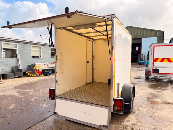 6 x 8 HAZLEWOOD BOX TRAILER ...641 383476129