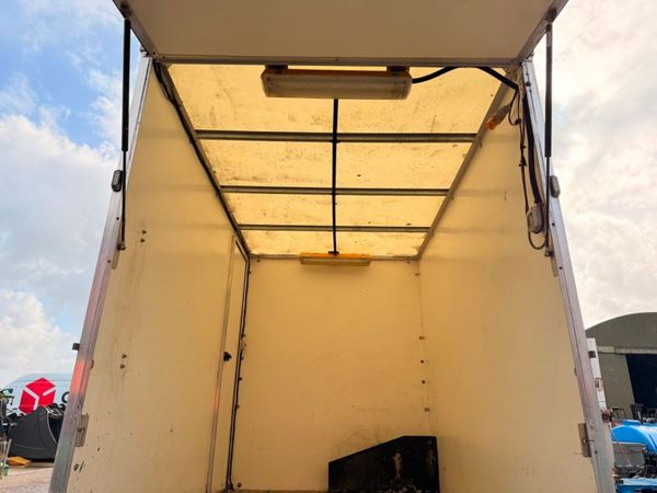 6 x 8 HAZLEWOOD BOX TRAILER ...641 383476132