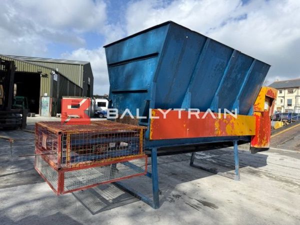 Aggregate Feed Hopper 383483547