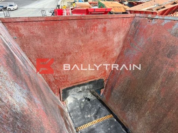 Aggregate Feed Hopper 383483551