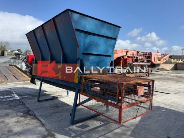 Aggregate Feed Hopper 383483511