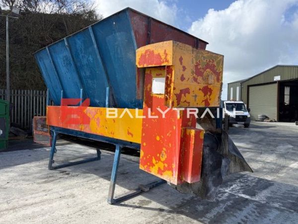 Aggregate Feed Hopper 383483518