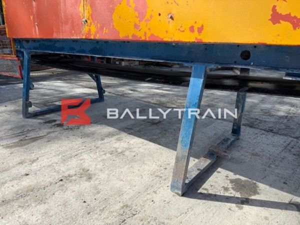 Aggregate Feed Hopper 383483536