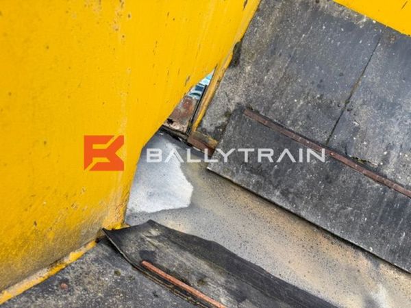 Electric Feed Hopper (4M Long) 383402406