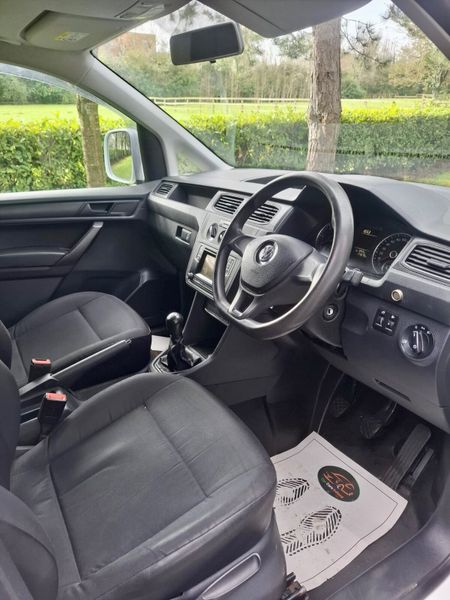 Volkswagen Caddy Maxi 2019 DOE 12/26 383403842