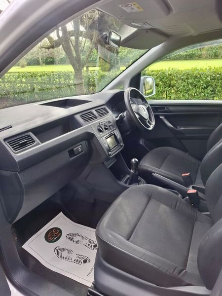Volkswagen Caddy Maxi 2019 DOE 12/26 383403848