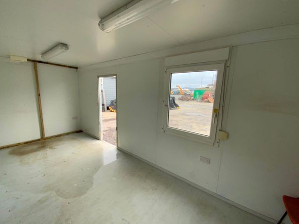 20ft  OPEN PLAN SITE OFFICE CONTAINER.........1971 383410485