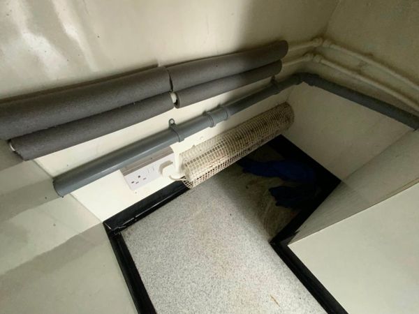 12ft x 10ft SELF CONTAINED WELFARE CABIN843. 383410561