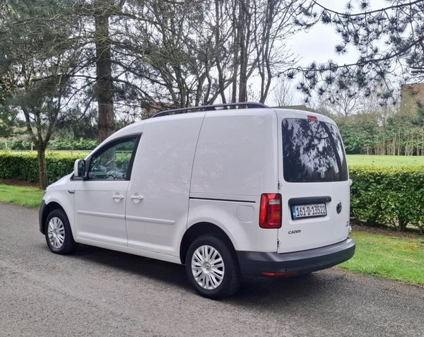 Volkswagen Caddy 2016 DOE 3/27 383429400