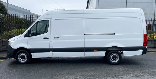 2023 Sprinter 315/43 with Air Con  Straight Deal 383432002