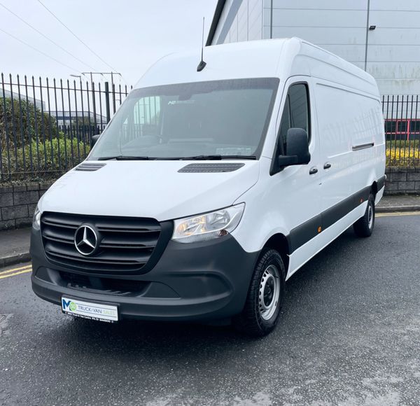 2023 Sprinter 315/43 with Air Con  Straight Deal 383432004