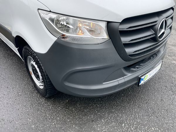 2023 Sprinter 315/43 with Air Con  Straight Deal 383432005