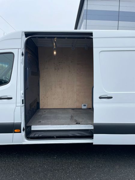 2023 Sprinter 315/43 with Air Con  Straight Deal 383432009