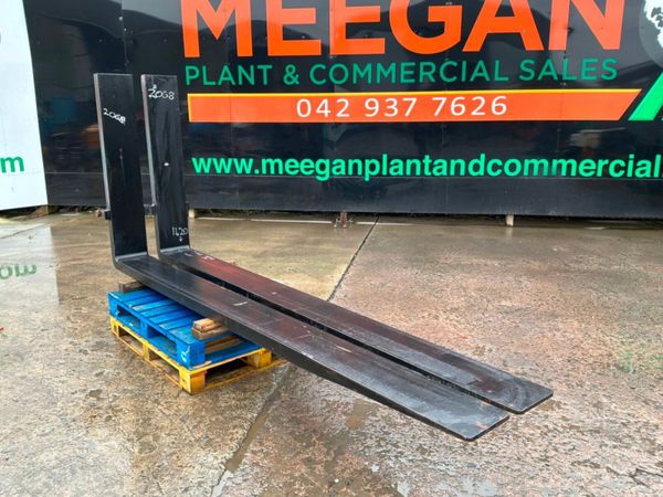 UNUSED 3200mm SLIDING CARRIAGE FORKS2068. 383432797