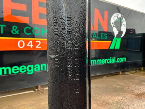 UNUSED 3200mm SLIDING CARRIAGE FORKS2068. 383432810