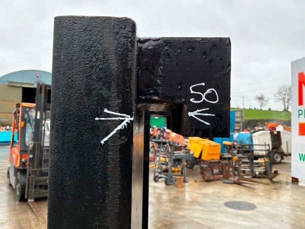 UNUSED 3200mm SLIDING CARRIAGE FORKS2068. 383432818