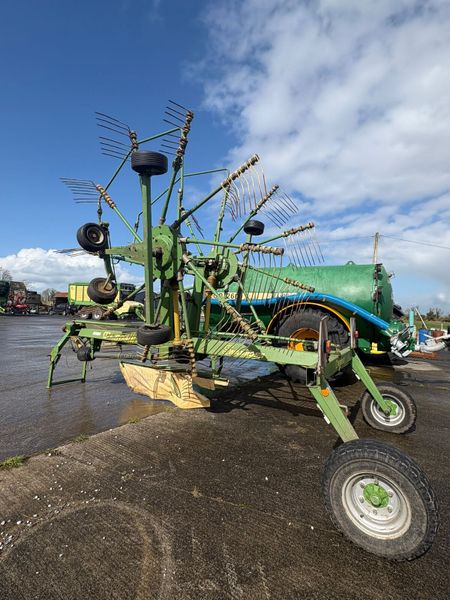 2014 Krone Rake 383542757