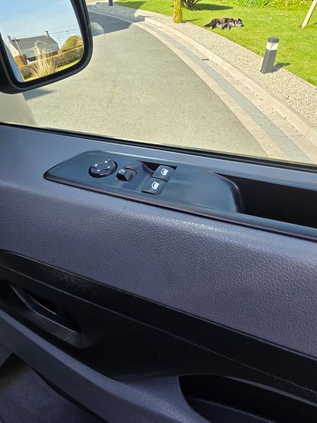 Vauxhall Vivaro 2021 383572546