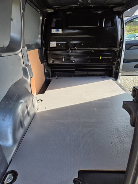 Vauxhall Vivaro 2021 383572521