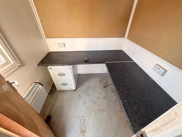 32 x 9 welfare cabin office canteen drying room .. 383525903