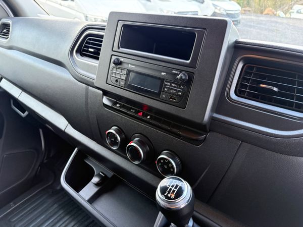 Opel Movano 383529890