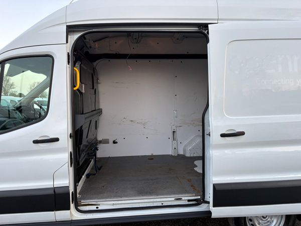 Ford Transit 350 383530079