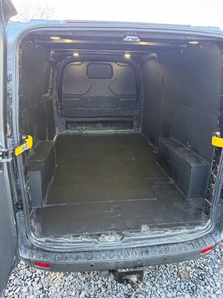 NO VAT Transit custom LWB 383530096