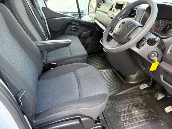 Opel Movano 383533521