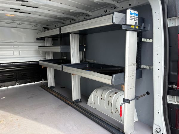 Opel Vivaro 383536489