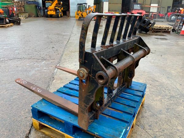 MANITOU TELEPORTER FORK CARRIAGE.......795. 383692005