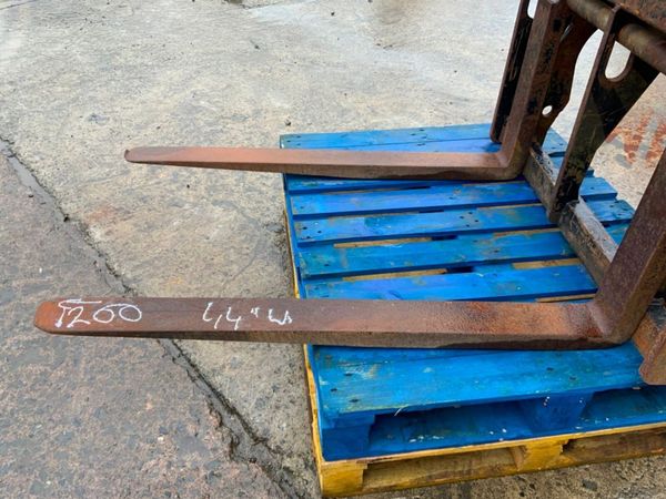 MANITOU TELEPORTER FORK CARRIAGE.......795. 383692006