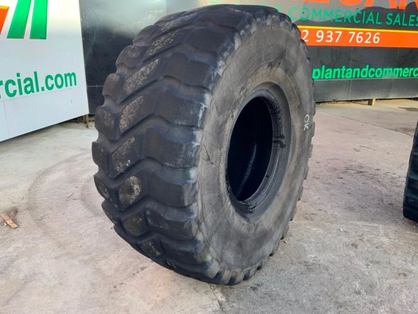 23.5 x 25 GOODYEAR RADIAL TYRES........45. 383694866