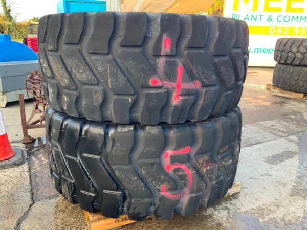 23.5 x 25 GOODYEAR RADIAL TYRES........45. 383694870