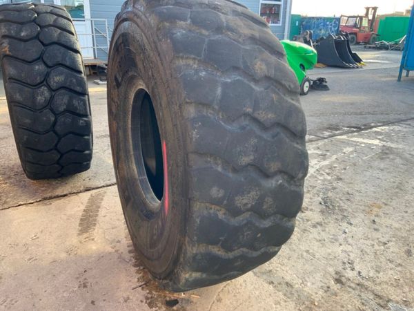 23.5 x 25 RADIAL DUMP TRUCK / LOADER TYRES....12 383694835