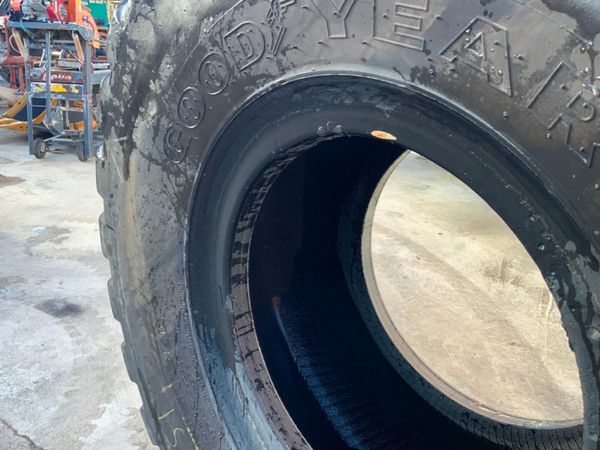 23.5 x 25 GOODYEAR RADIAL DUMPER TYRE.......003. 383694903