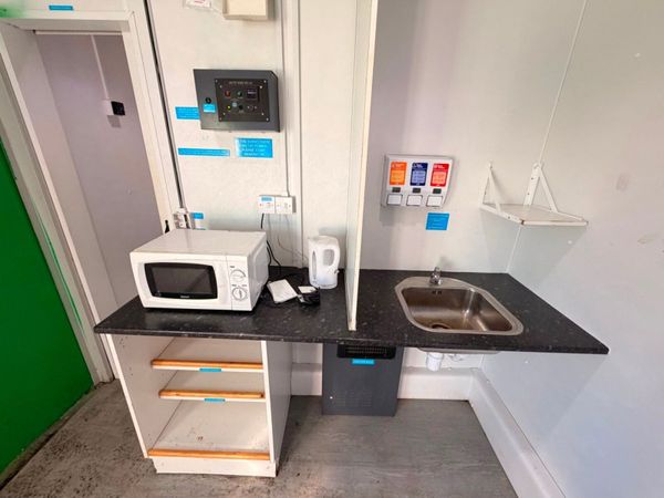 25 x 9 welfare cabin generator toilet  site office 383630757