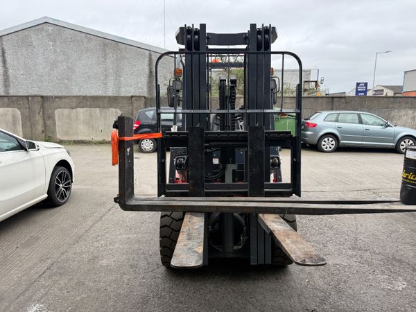FORK LIFT 383749105