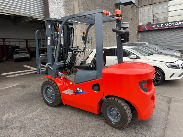 FORK LIFT 383749122