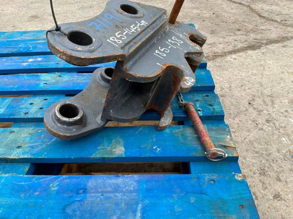 STRICKLAND QUICK HITCH.....40mm PINS........7119. 383789369